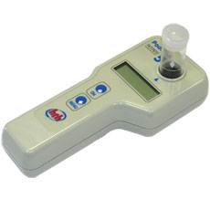 Fotómetro para el análisis del agua POOL TEST 3 Fotómetro para el análisis del agua POOL TEST 3