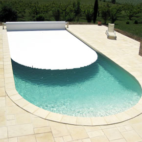 Persianas para piscinas, manuales, automáticas o solares Persianas para piscinas, manuales, automáticas o solares