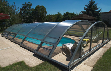 BORNEO cubierta telescópica semi alta para piscina  BORNEO cubierta telescópica semi alta para piscina