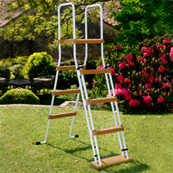Escalera 2 x 3 peldaños con plataforma Escalera 2 x 3 peldaños con plataforma