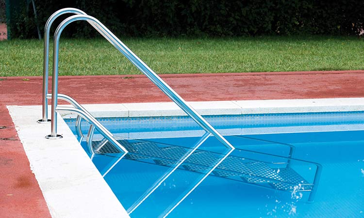 Escalera al interior easy access Escalera al interior easy access
