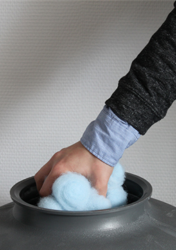Llenar el filtro con FIBALON® sin lo comprimir Llenar el filtro con FIBALON® sin lo comprimir